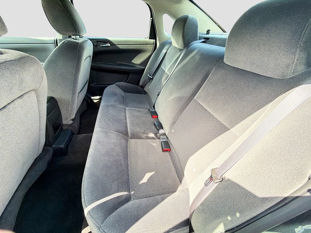 Used 2014 Chevrolet Impala Limited LS FWD image 13