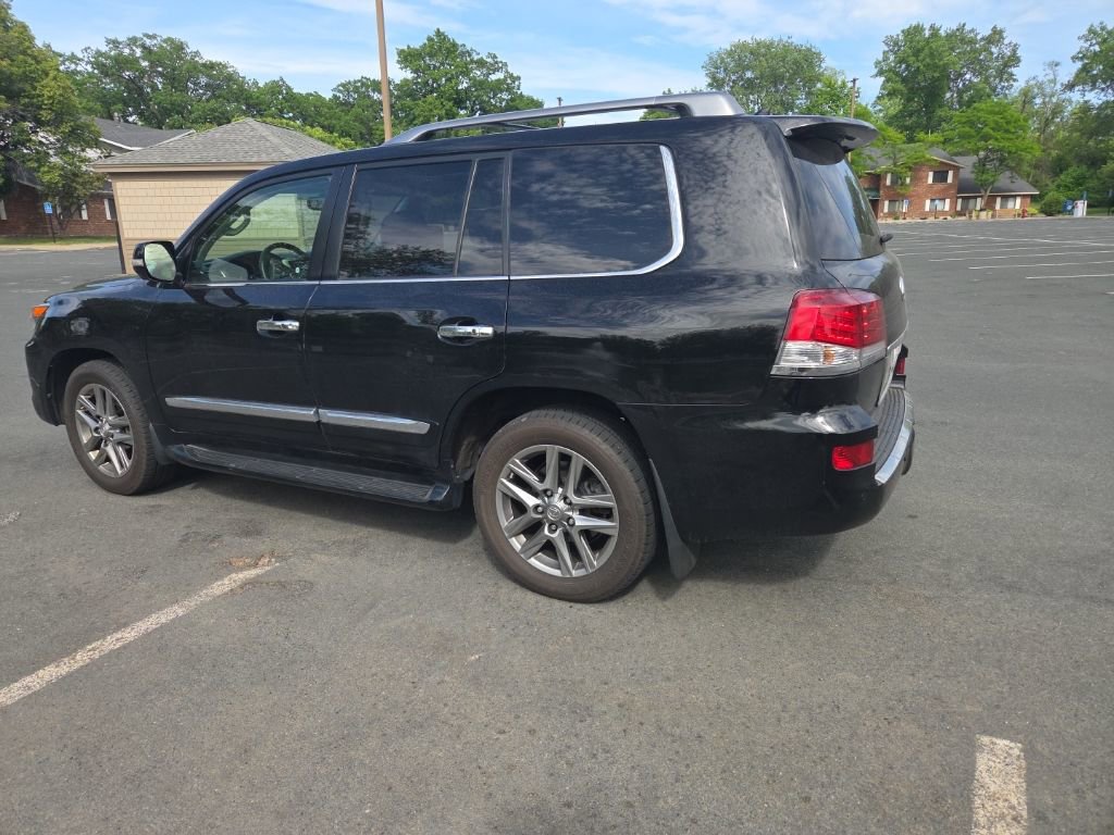 Used 2014 Lexus LX 570 4WD image 14