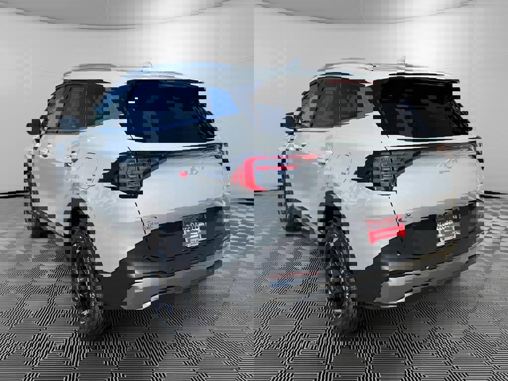 New 2026 Kia Sportage EX image 5