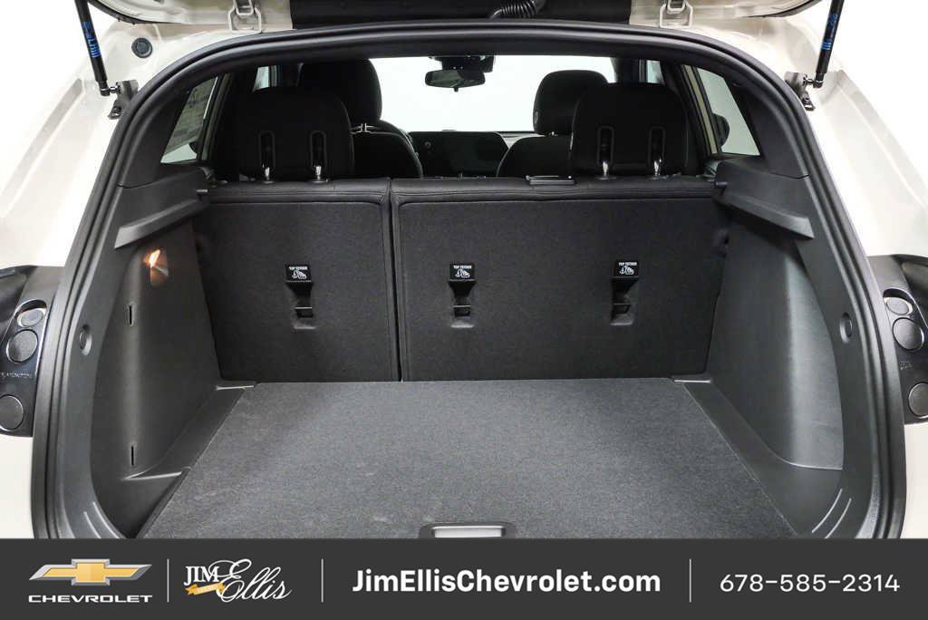 New 2026 Chevrolet Trax RS w/ Sunroof Package FWD image 25