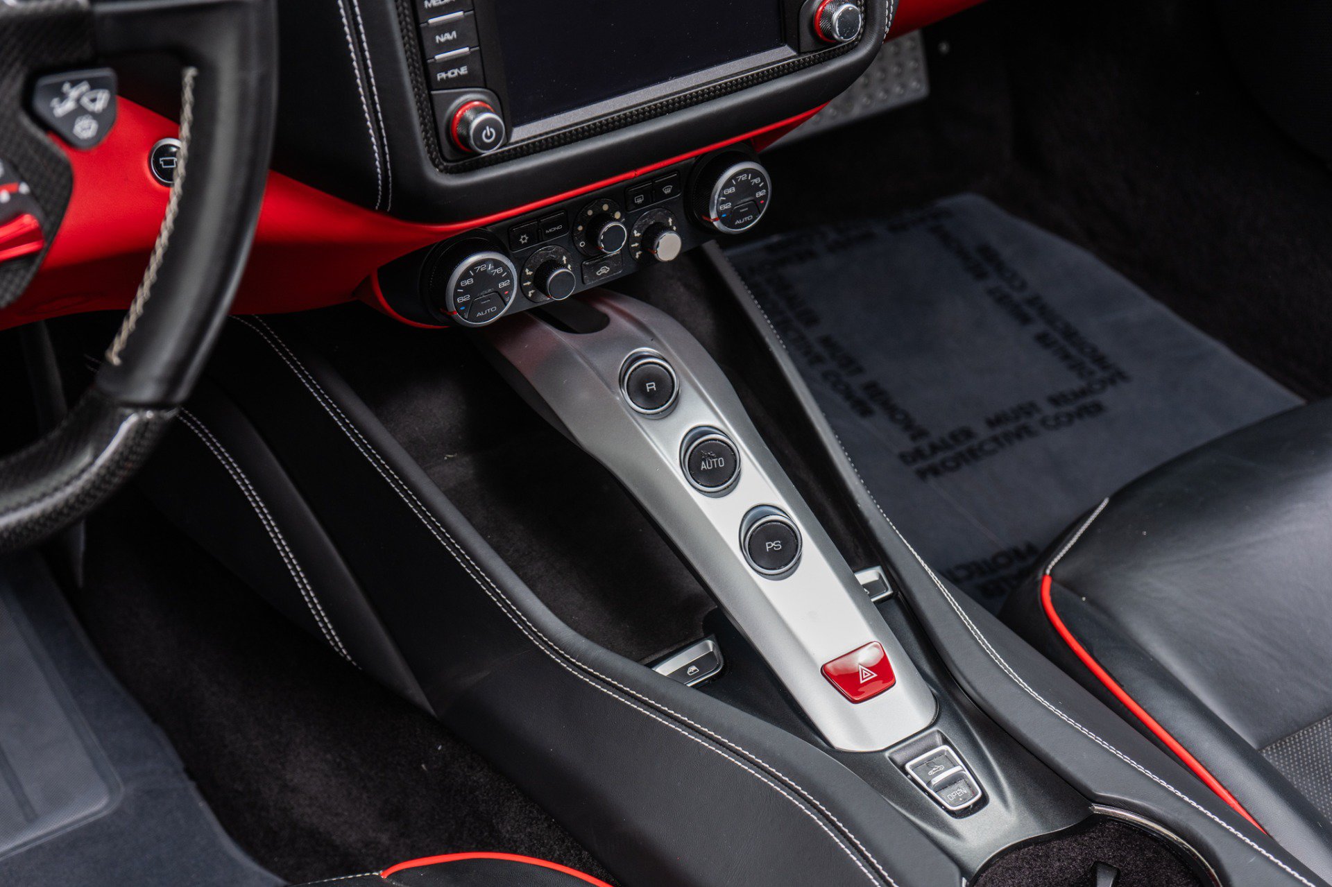 Used 2016 Ferrari California T RWD image 30