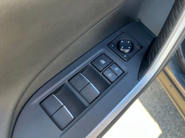 Used 2019 Toyota RAV4 XSE w/ XSE Weather Package AWD/4WD image 23