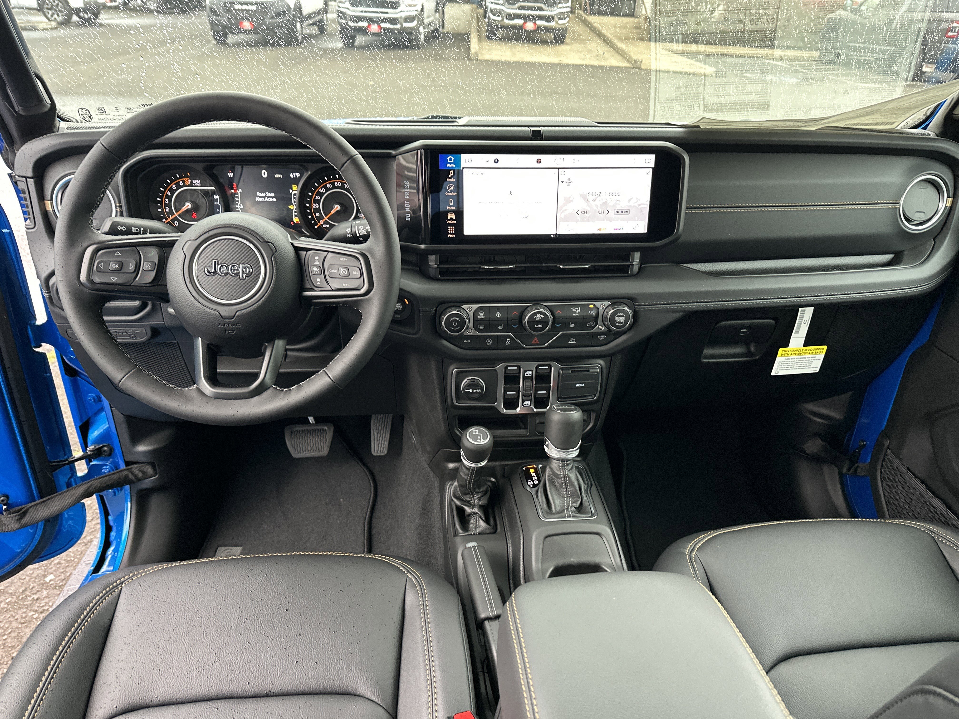 New 2025 Jeep Gladiator Sport image 11