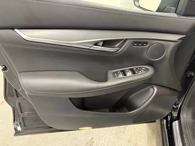 Used 2025 INFINITI QX55 Luxe image 12