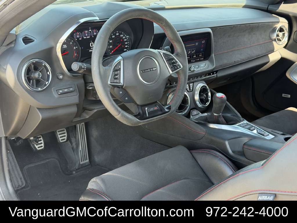 Used 2022 Chevrolet Camaro ZL1 RWD image 11
