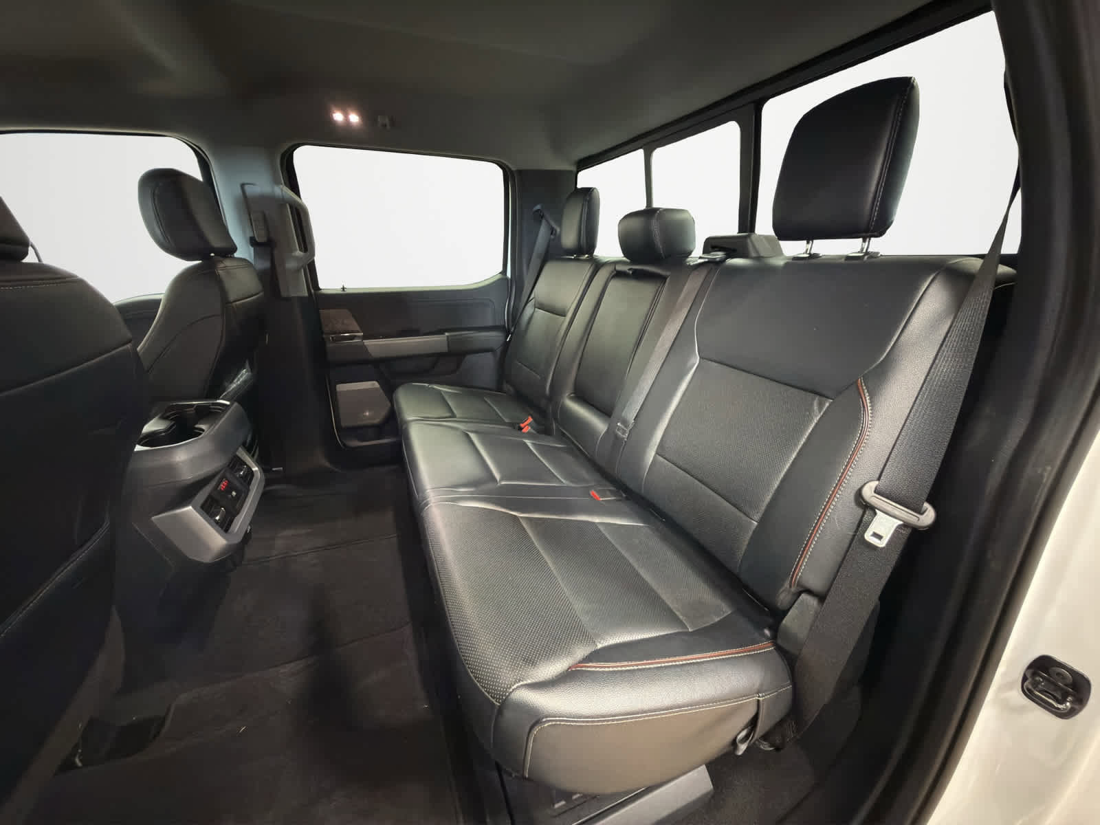 Used 2024 Ford F350 Lariat w/ FX4 Off-Road Package image 23