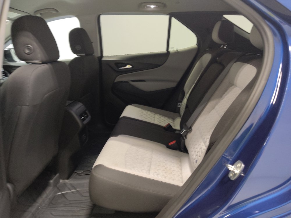 Used 2023 Chevrolet Equinox LS w/ LS Convenience Package AWD/4WD image 17