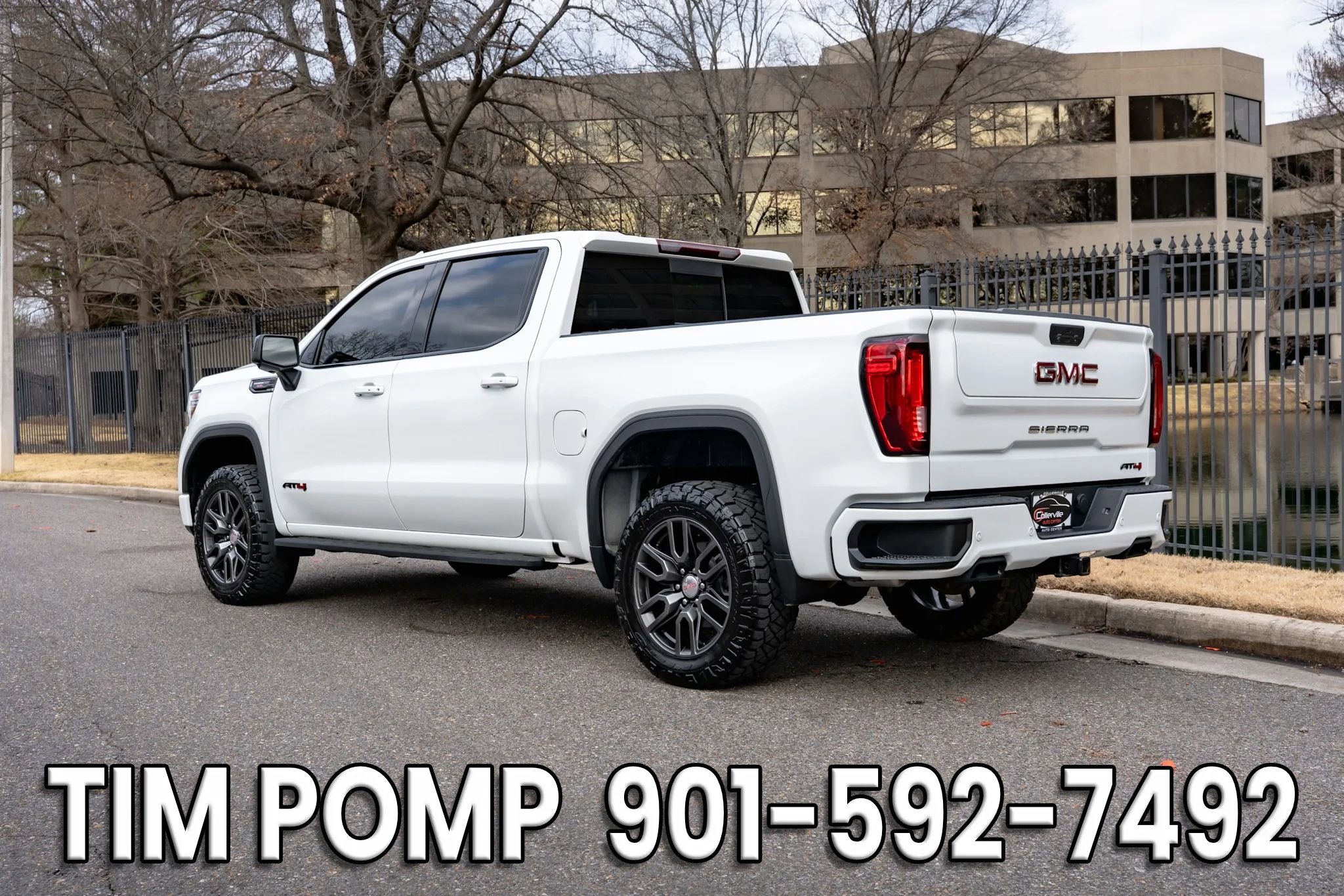 Used 2022 GMC Sierra 1500 AT4 w/ AT4 Premium Package image 8
