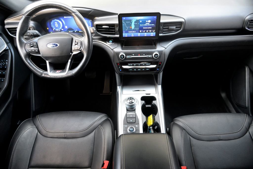 Used 2020 Ford Explorer ST w/ ST Street Pack image 17
