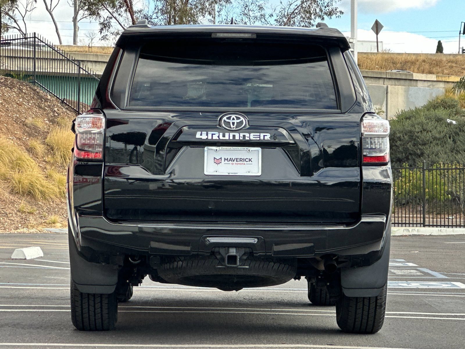 Used 2024 Toyota 4Runner SR5 RWD image 4