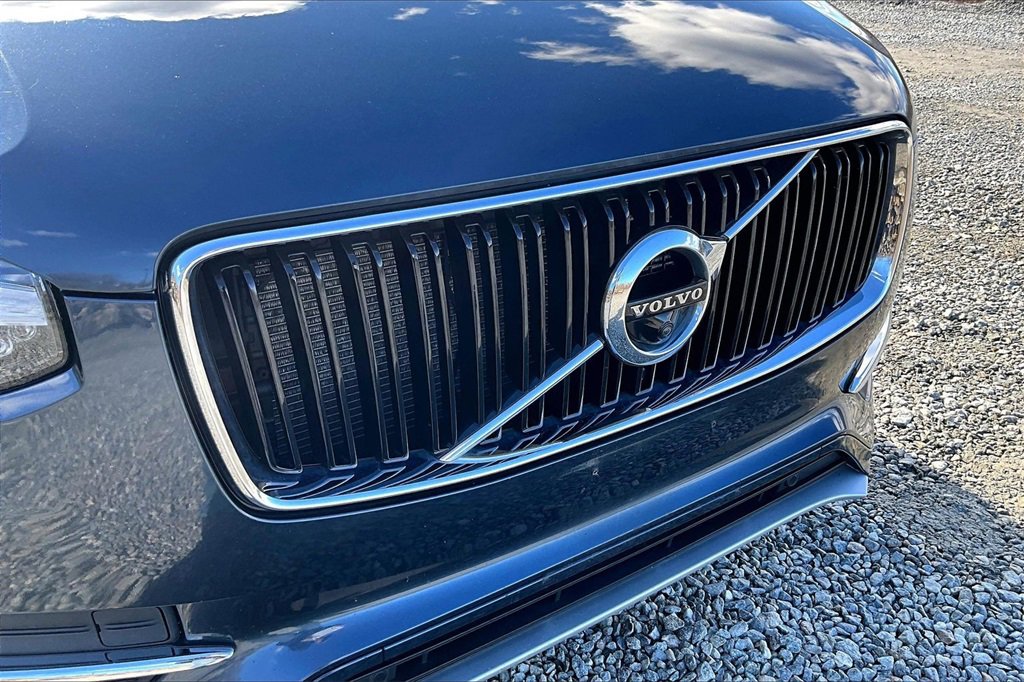 Used 2018 Volvo XC90 T6 Momentum w/ Convenience Package image 23