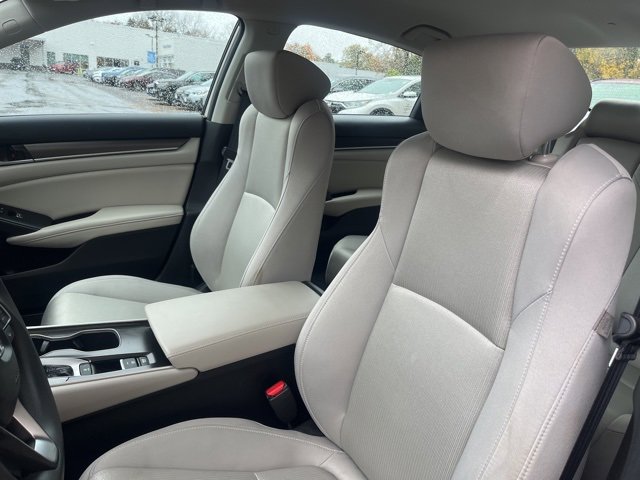 Used 2020 Honda Accord LX image 9
