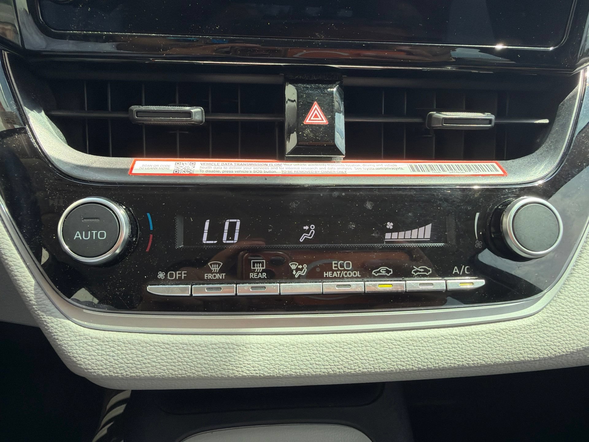 Used 2025 Toyota Corolla LE FWD image 27