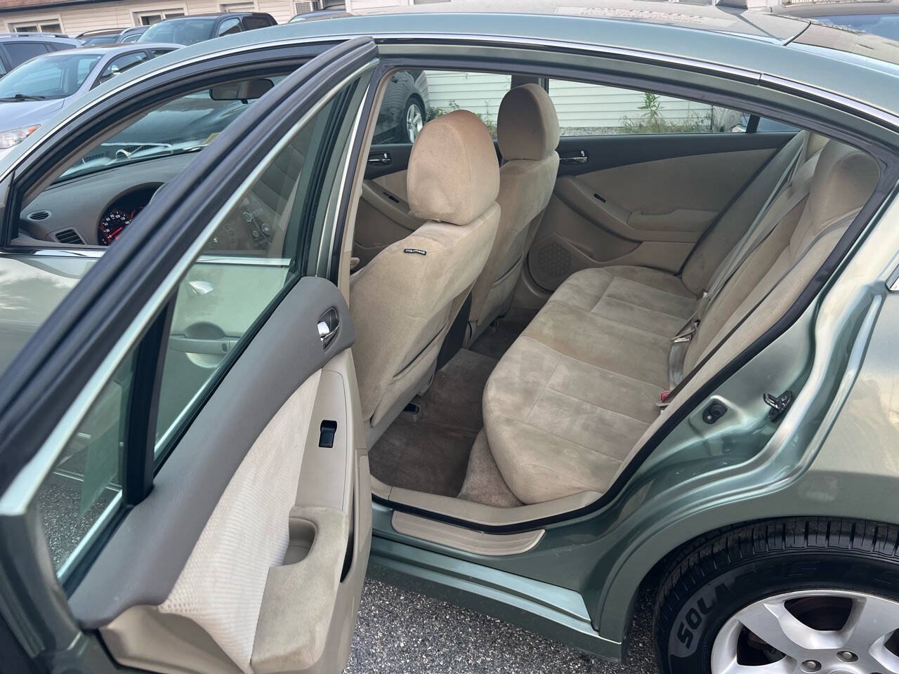 Used 2007 Nissan Altima Hybrid Sedan FWD image 15