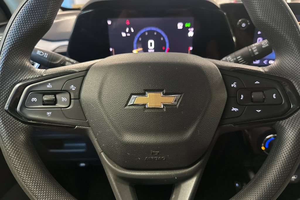 Used 2025 Chevrolet TrailBlazer LT AWD/4WD image 24