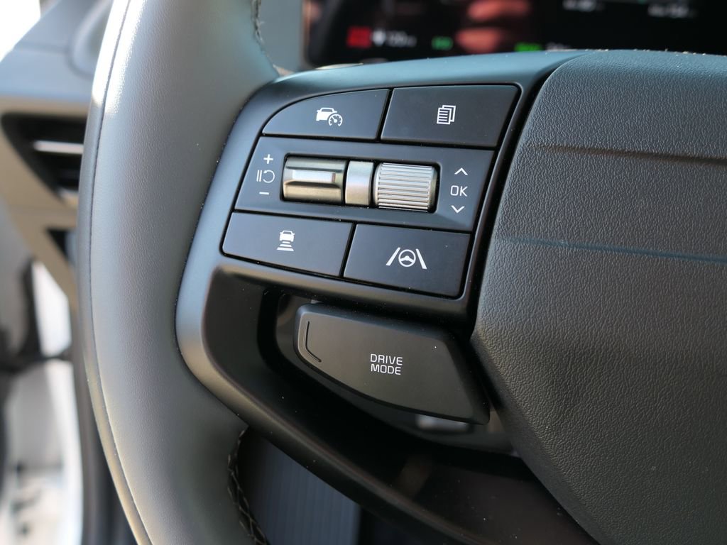 Used 2025 Kia EV6 Light image 14