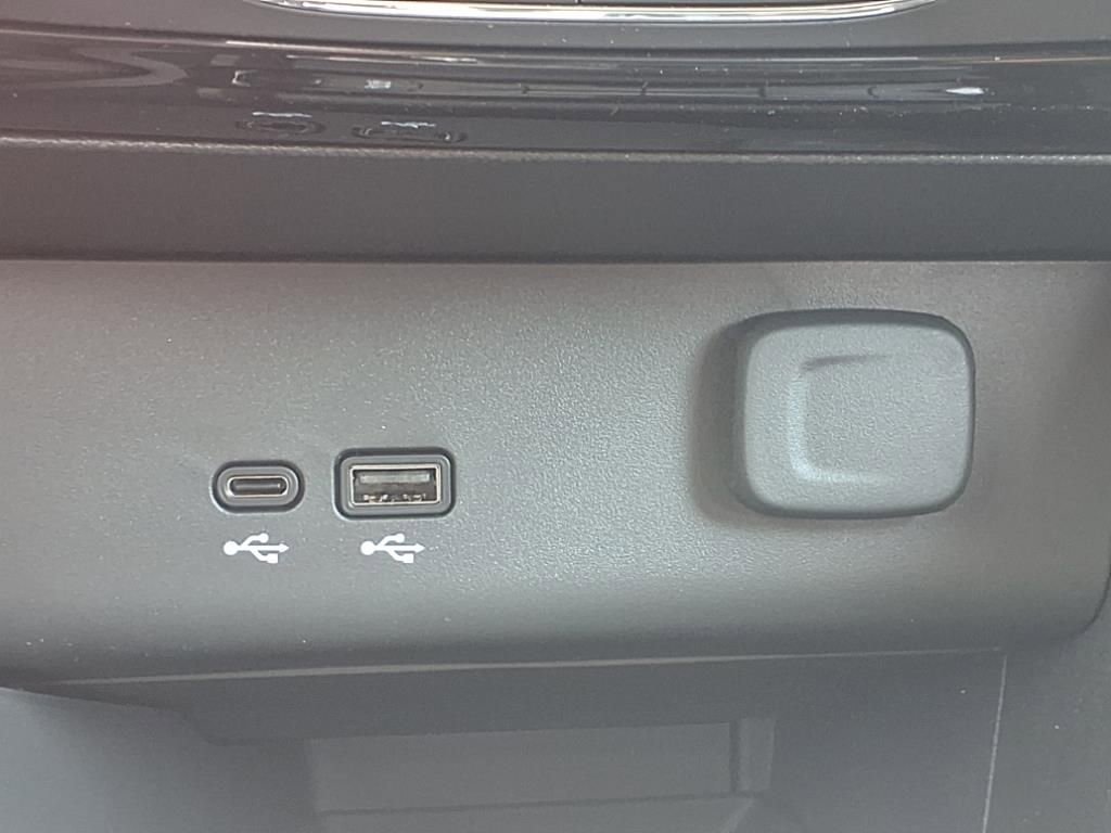 New 2026 Buick Encore GX Sport Touring w/ Comfort Package image 10