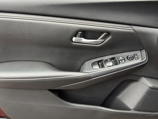 Used 2024 Nissan Sentra SV image 14