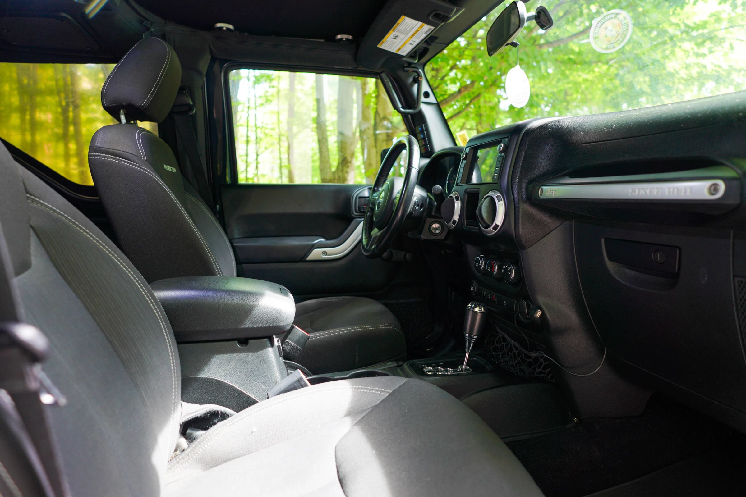 Used 2017 Jeep Wrangler Rubicon AWD/4WD image 20