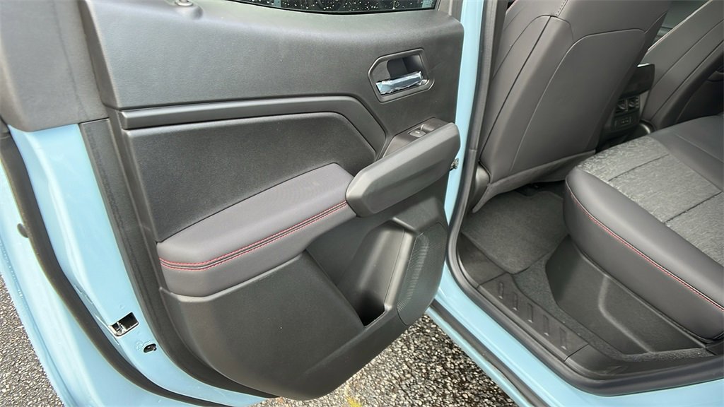 New 2025 Chevrolet Colorado Z71 image 16