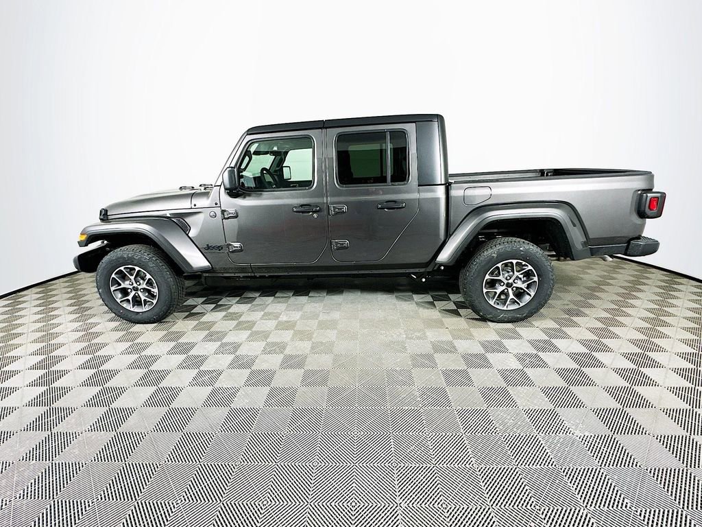 New 2026 Jeep Gladiator Sport AWD/4WD image 6