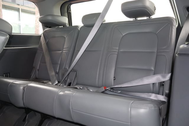 Used 2020 Lincoln Navigator Reserve RWD image 16