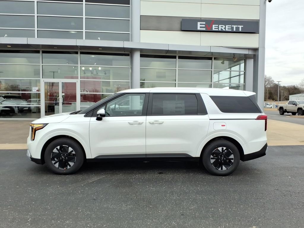 New 2026 Kia Carnival LXS image 4