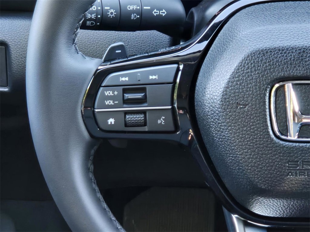 New 2025 Honda Pilot Touring image 15