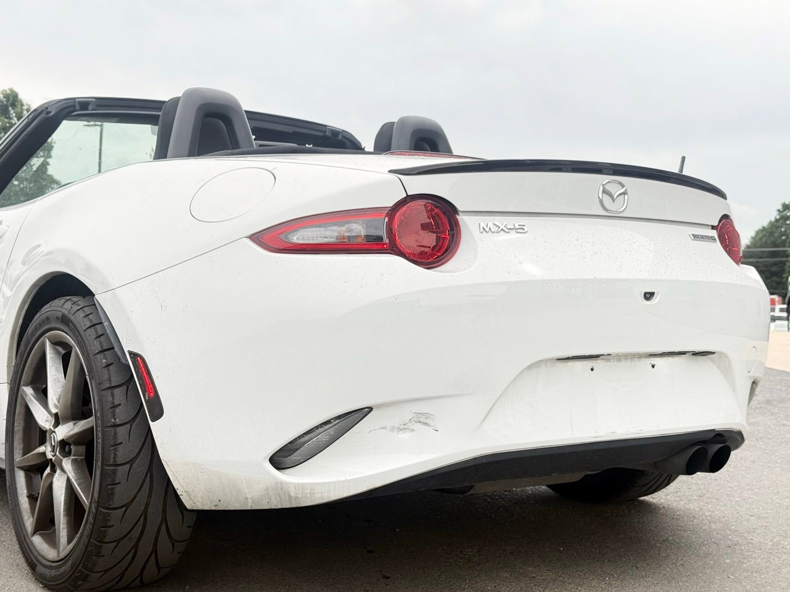 Used 2020 MAZDA MX-5 Miata Sport RWD image 5