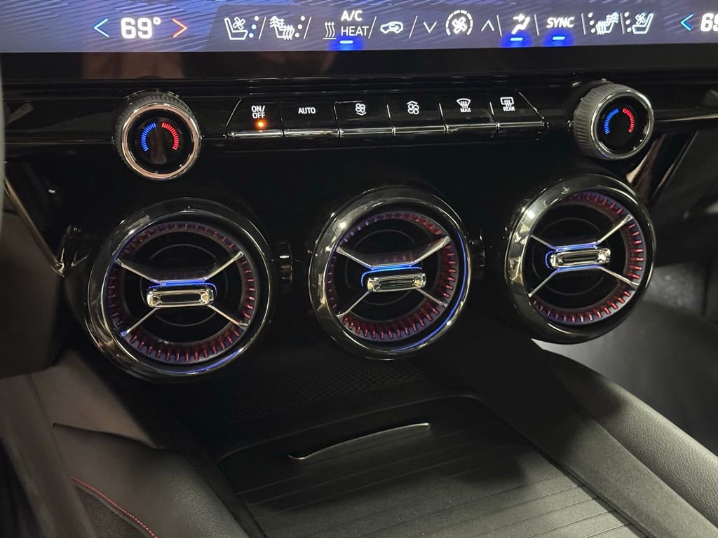 New 2025 Chevrolet Blazer EV RS image 34