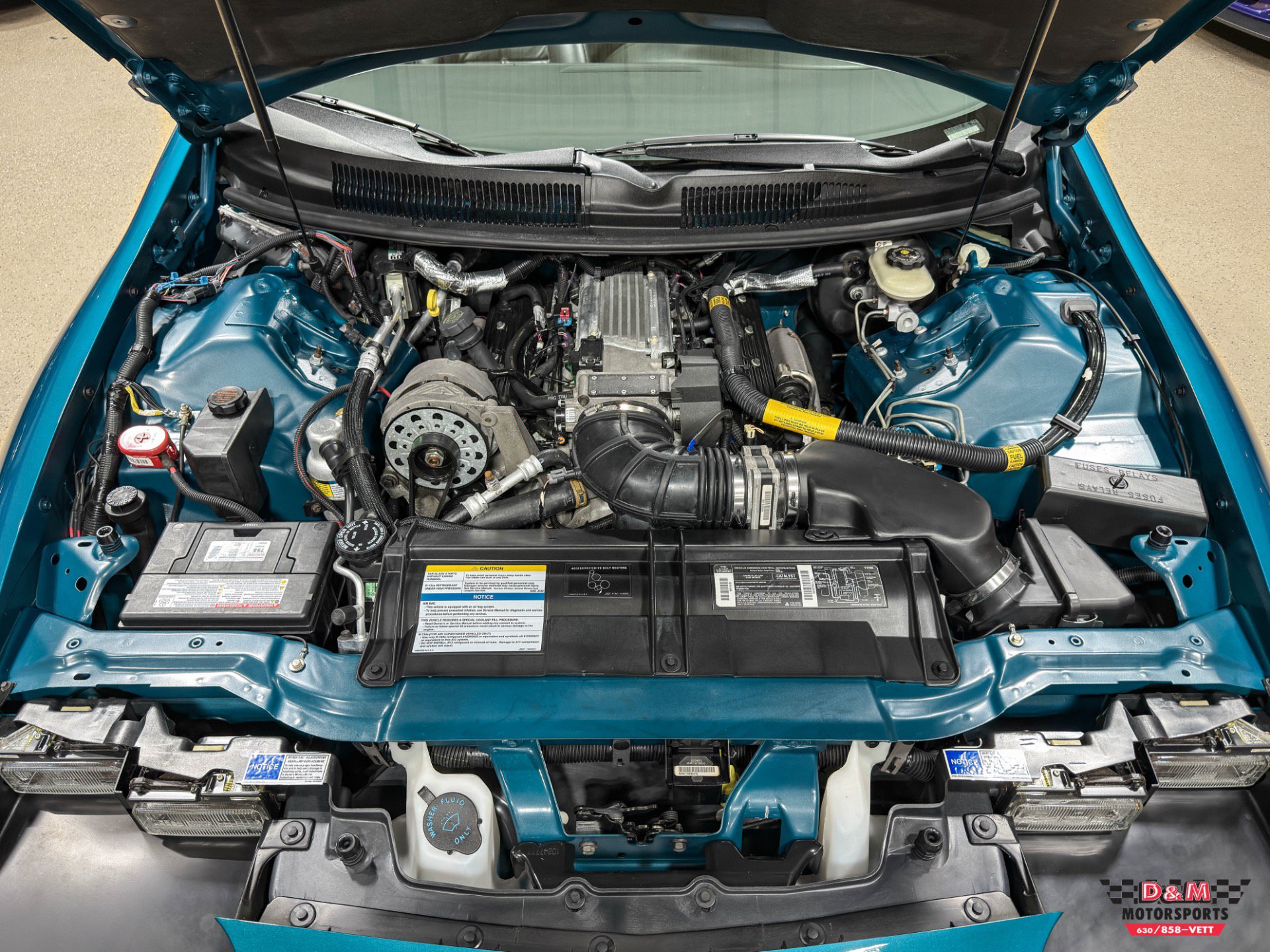 Used 1995 Chevrolet Camaro Z28 RWD image 9