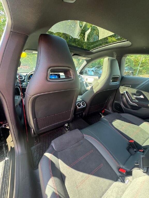 Certified 2025 Mercedes-Benz CLA 35 AMG 4MATIC image 17
