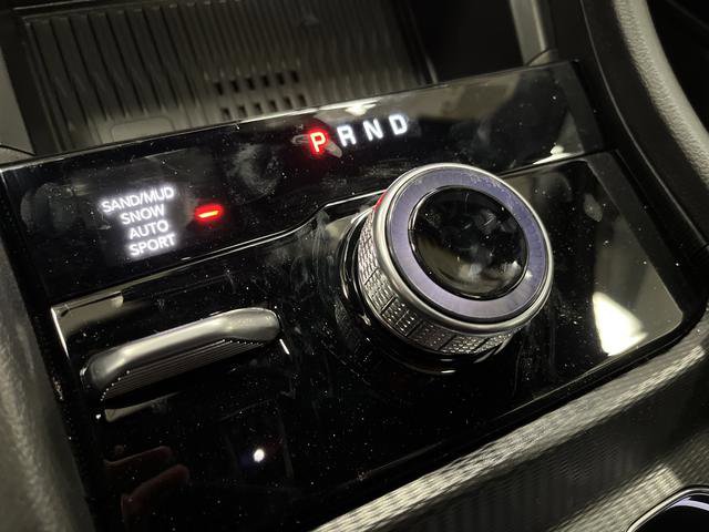 New 2026 Jeep Grand Cherokee L Limited w/ Luxury Tech Group II image 22