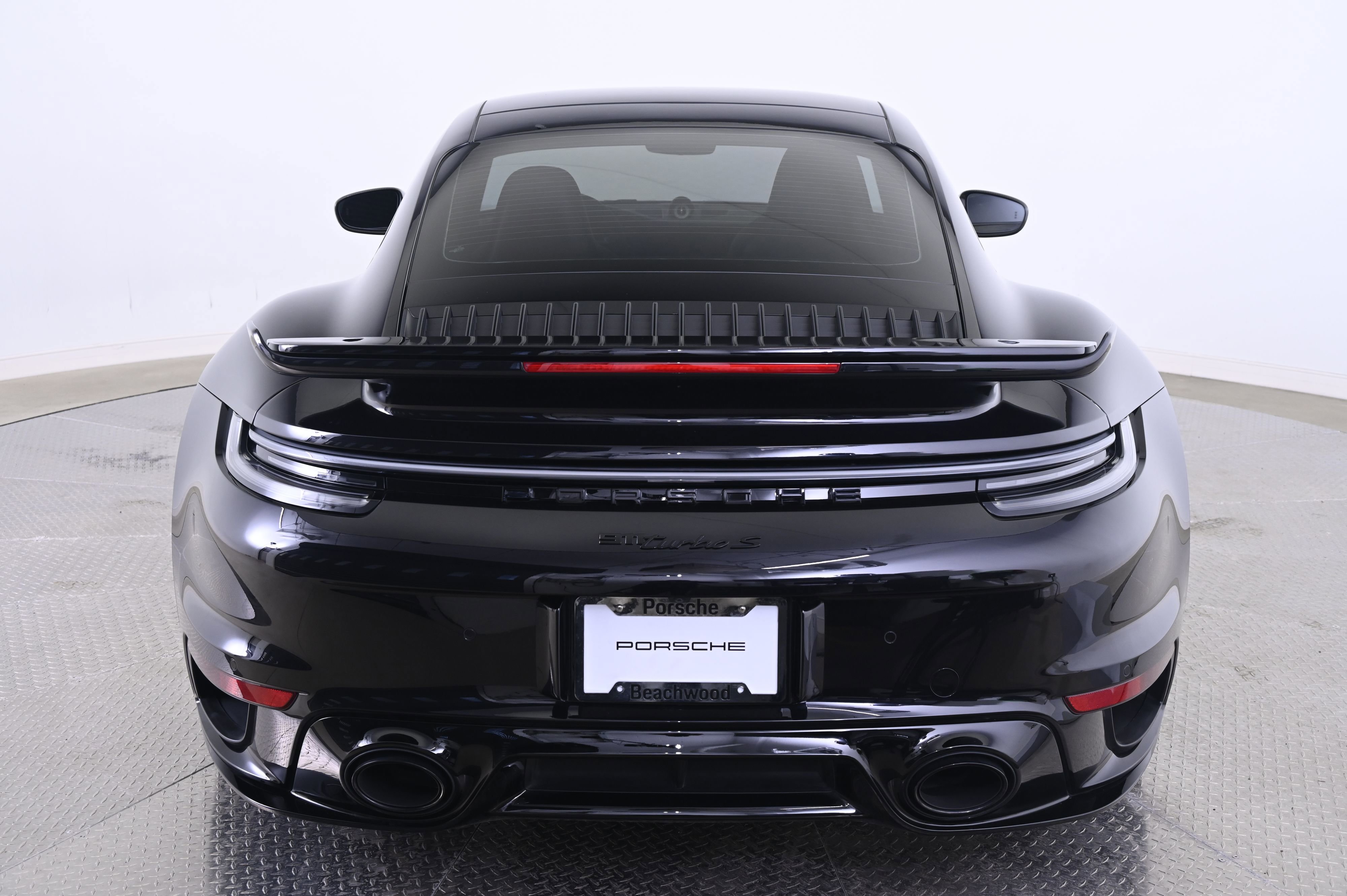 Certified 2025 Porsche 911 Turbo image 6