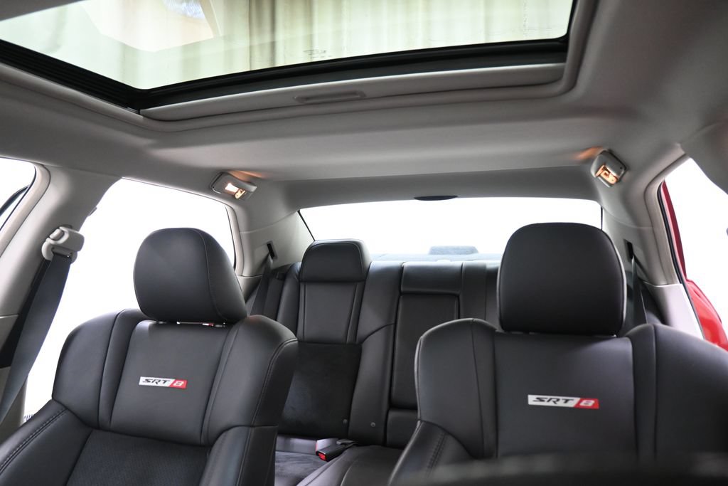 Used 2007 Chrysler 300 SRT8 RWD image 4