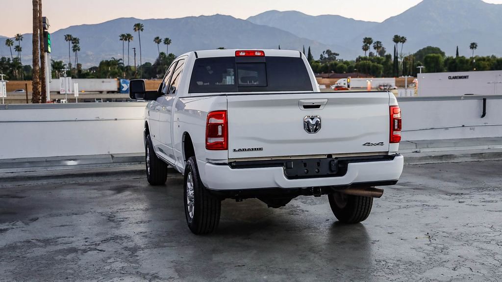 Used 2024 RAM 2500 Laramie AWD/4WD image 7