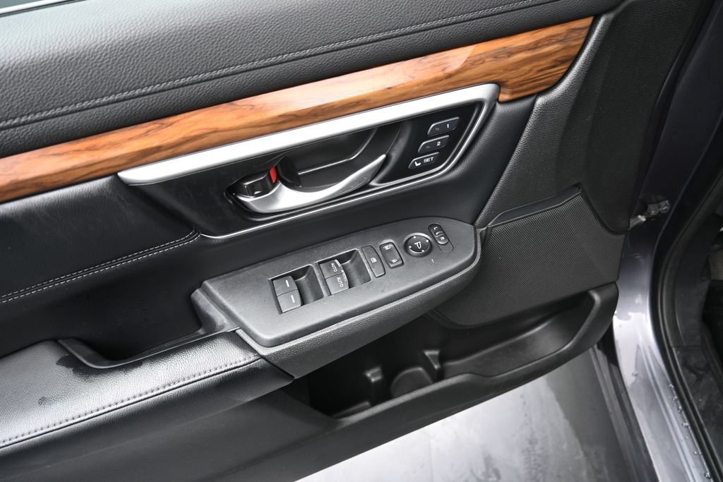 Certified 2021 Honda CR-V Touring image 19