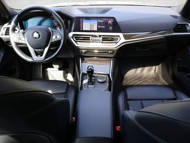 Used 2022 BMW 330i xDrive Sedan w/ Premium Package 2 AWD/4WD image 25