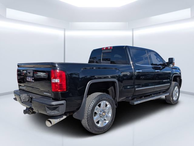 Used 2017 GMC Sierra 2500 Denali w/ Duramax Plus Package image 3
