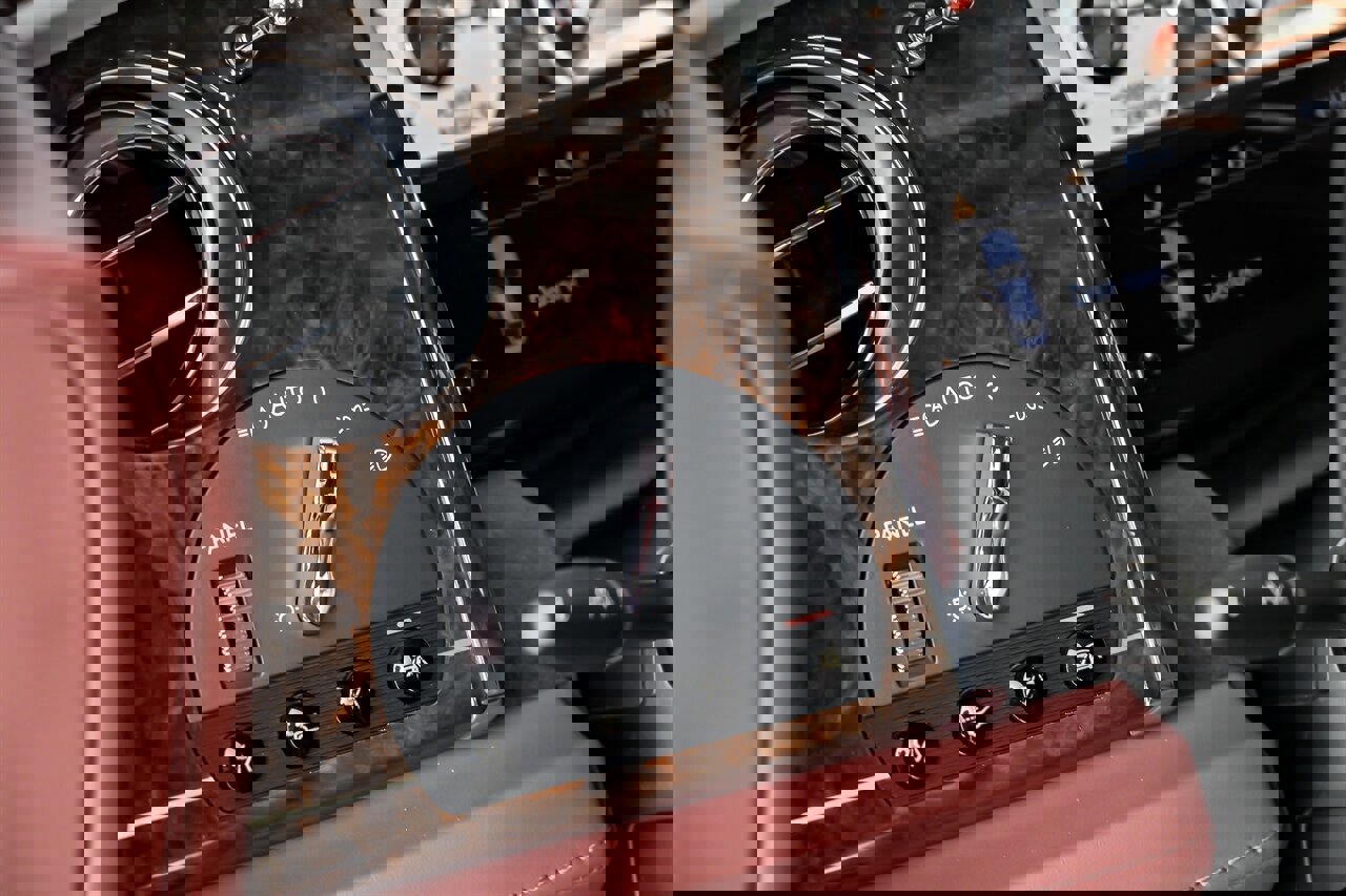 Used 2014 Rolls-Royce Wraith image 29