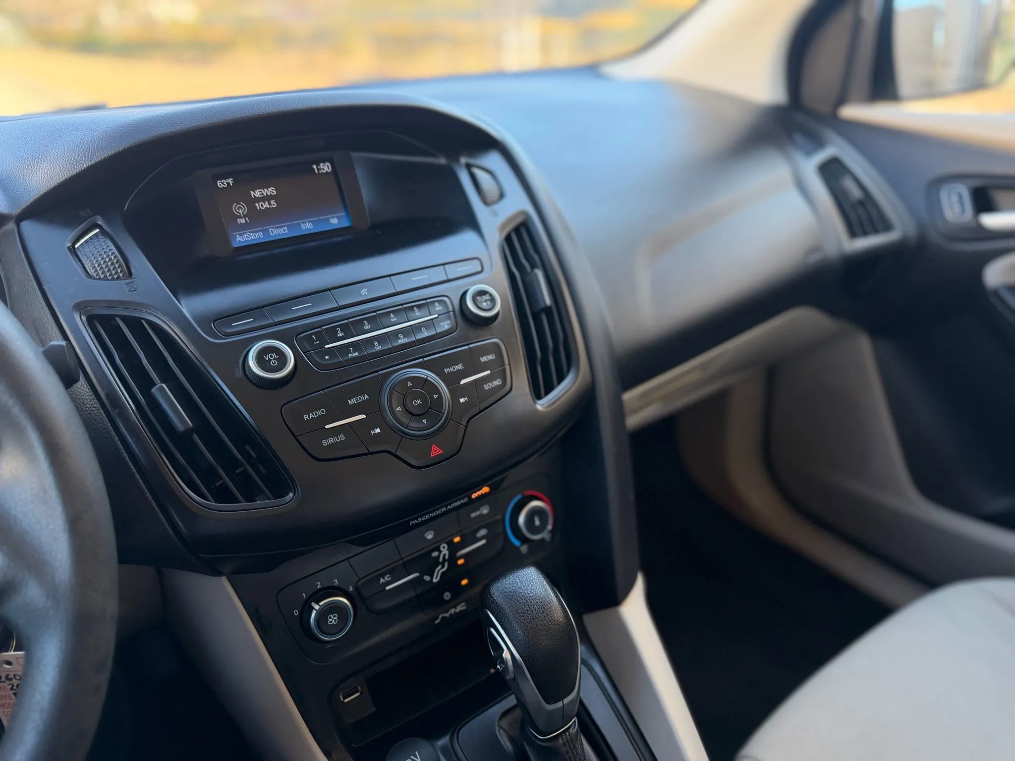 Used 2018 Ford Focus SE FWD image 20