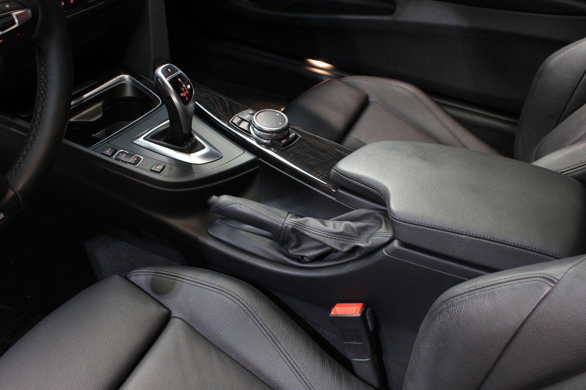 Used 2015 BMW 428i Coupe w/ M Sport image 28