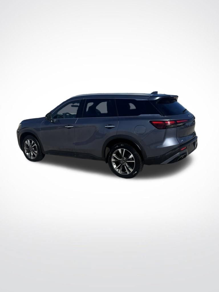 Used 2023 INFINITI QX60 Luxe image 4