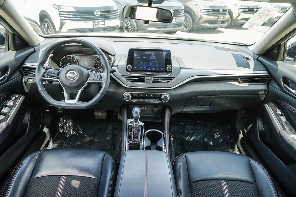 Certified 2023 Nissan Altima 2.5 SR FWD image 12