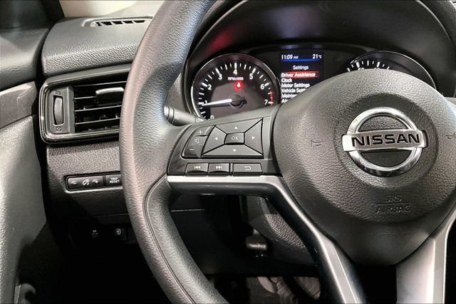 Used 2019 Nissan Rogue S FWD image 13