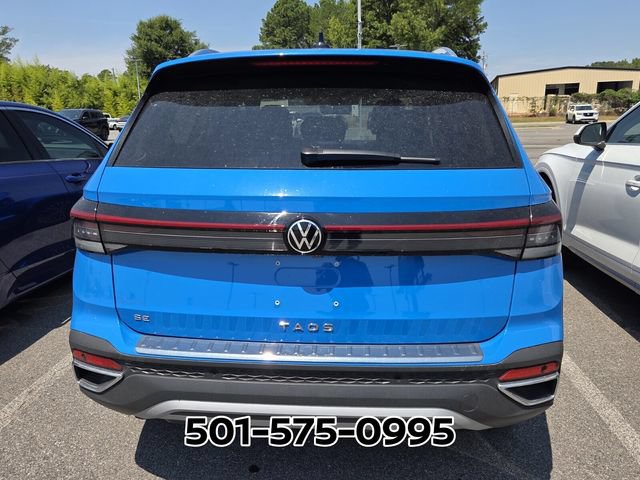 Used 2025 Volkswagen Taos SE FWD image 3