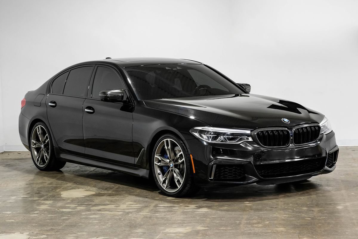Used 2018 BMW M550i xDrive image 7