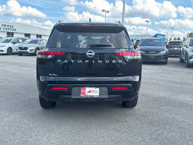 Used 2026 Nissan Pathfinder SV AWD/4WD image 6