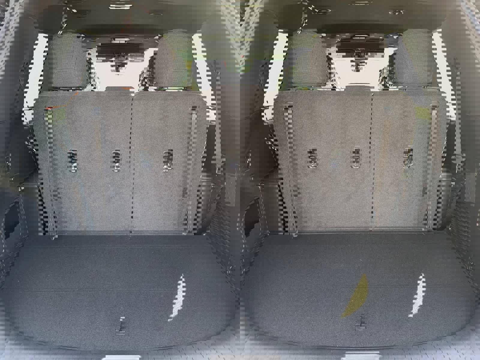 New 2027 Kia Telluride S image 5