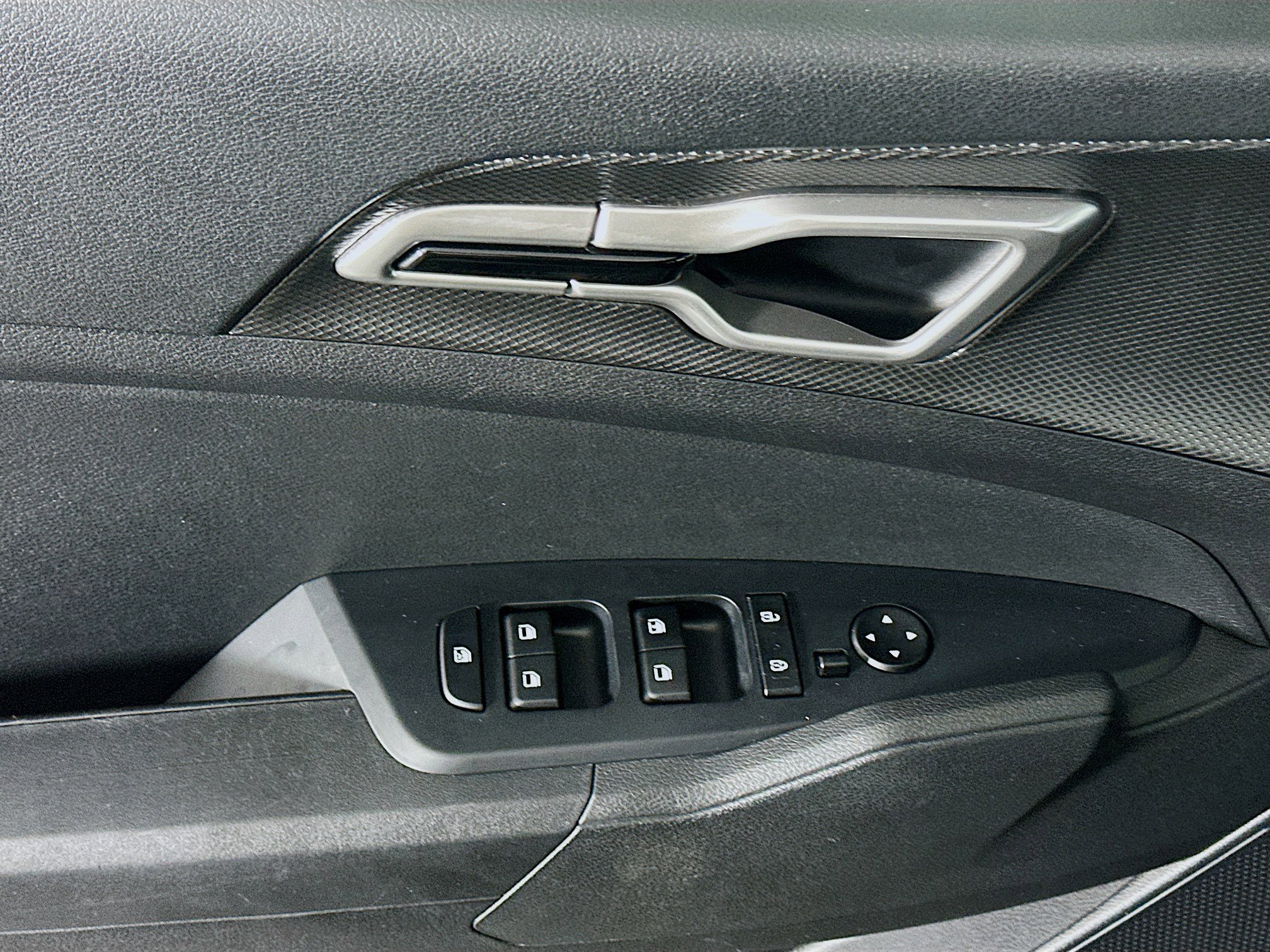 Used 2024 Kia Sportage LX image 15